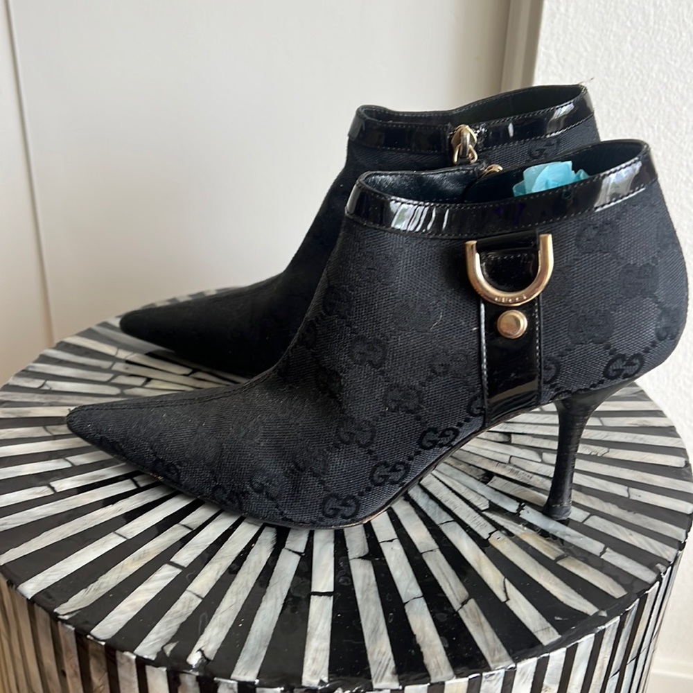 GUCCI Vintage GG Monogram Ankle Boot  size 35/5 excellent condition